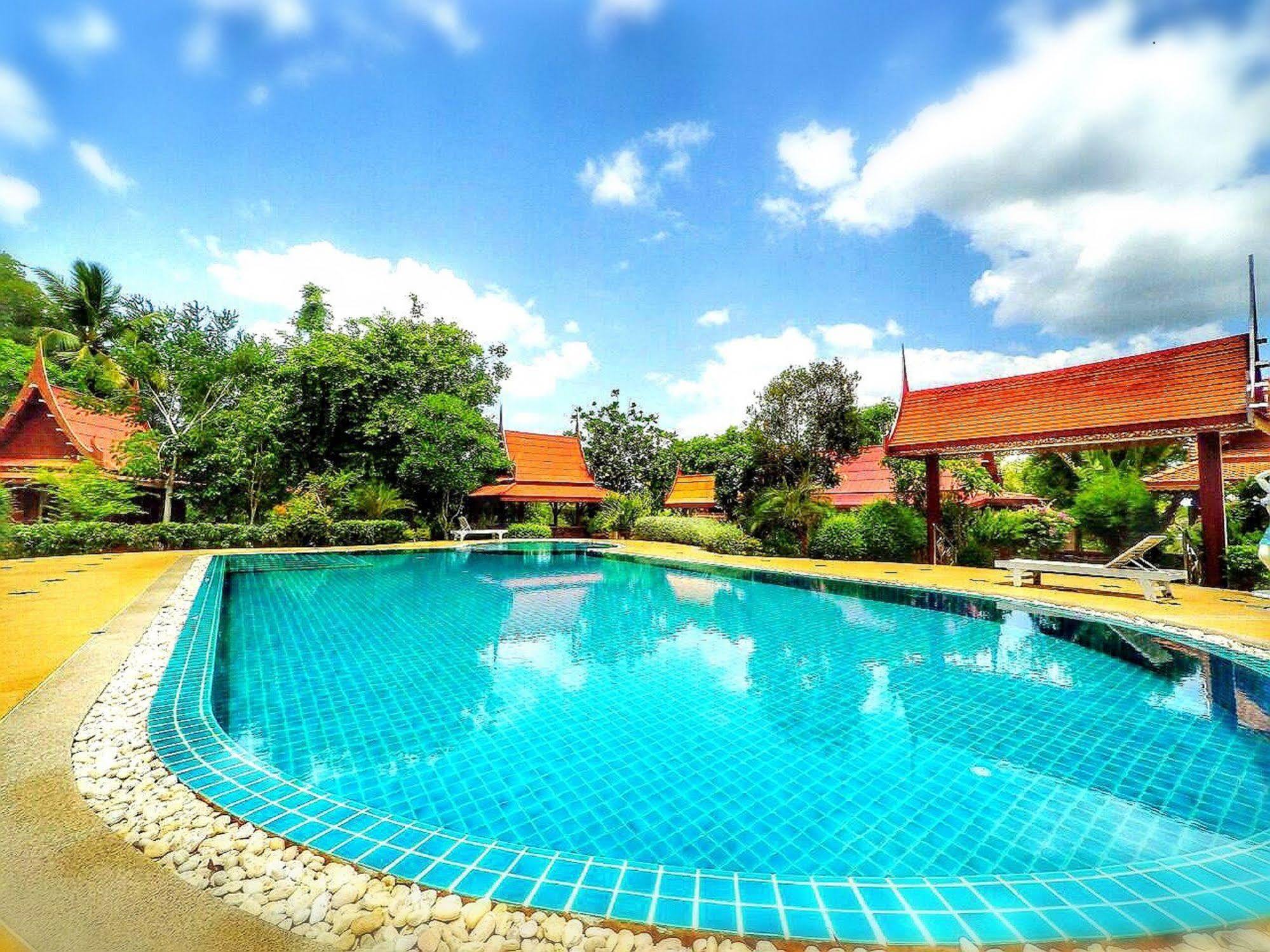 Jaroenrat Resort Samut Songkhram Eksteriør billede