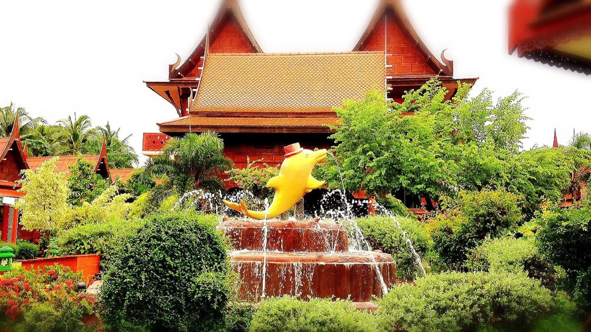 Jaroenrat Resort Samut Songkhram Eksteriør billede