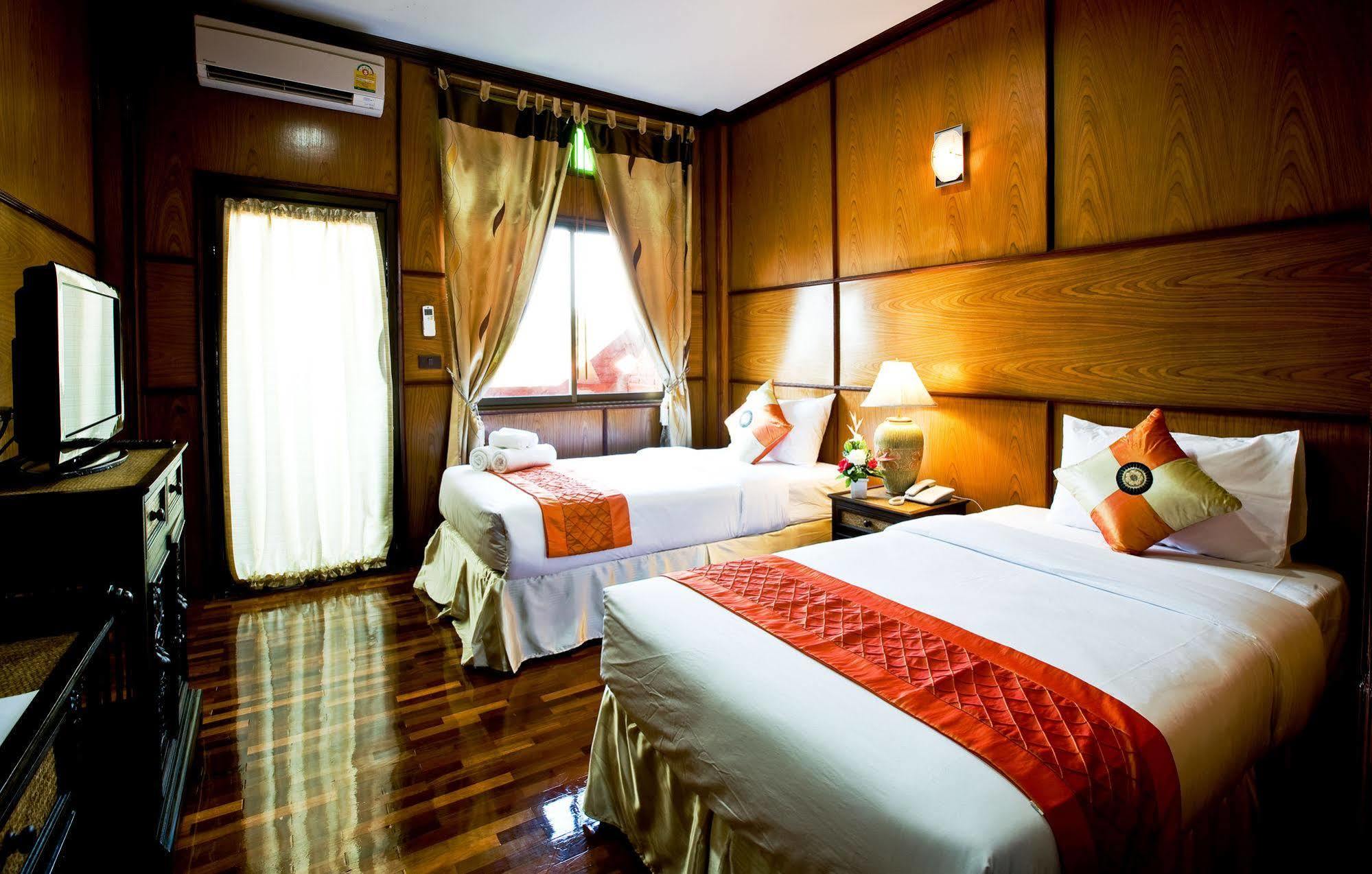 Jaroenrat Resort Samut Songkhram Eksteriør billede