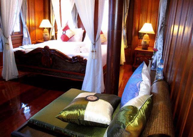 Jaroenrat Resort Samut Songkhram Værelse billede